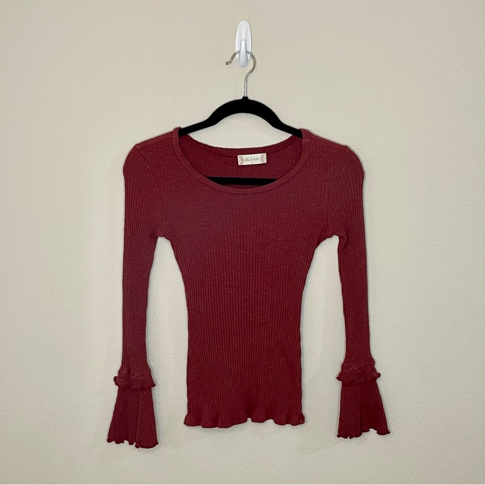 Altar’d State Long Sleeve Scoop Neck Fitted Top